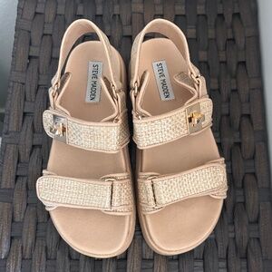Steve Madden Women's Mona Sandal - Raffia size 6